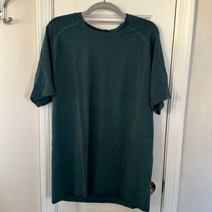 Men’s Lululemon Metal Vent Tech Short Sleeve XL